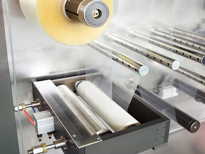 KFG-380-Automatic-Oral-thin-film-Slitting-Drying-machine1