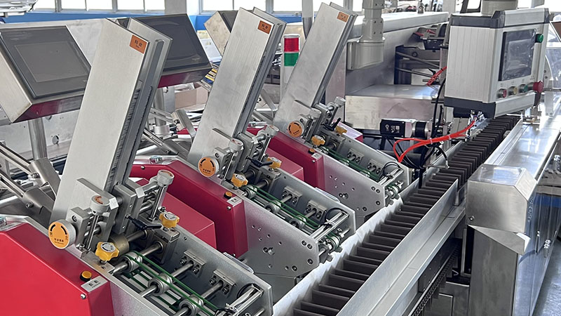 KXH-130-Automatic-Sachet-Cartoning-machine003